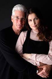 After her father agreed to let the agency take some test photographs, laetitia's wondrous natural beauty impressed. Richard Gere And Laetitia Casta Cuddled Up In Promotion Of Their Film 30 Cute Cast Portraits From Sundance Popsugar Entertainment Photo 14