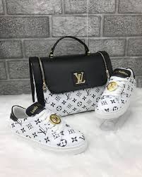 Black And White Louis Vuitton Louis Vuitton 2485 Canta Spor Ayakkabi Kombin Fashion Bags Black And White Bags Louis Vuitton Sneakers