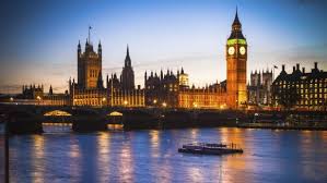 Strictly speaking, the name refers to only the great hour bell, but it is commonly associated with the whole clock tower at. Big Ben Wird Bis 2021 Nicht Mehr Schlagen Kurier At