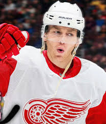 Ellis Vish (@EllisVish)