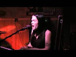 Jimmis bar & grill fullerton ca. Beth Hart Oh Me Oh My Awesome Jimmis 1 9 11 Youtube Muziek