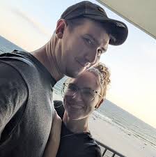 Soldiers pay for meals and uniforms