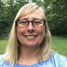 Lisa Schmit's Instagram, Twitter & Facebook