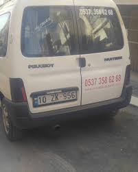 Bu Gunde Izmir Alirifat Beton Yolda Kiymet Calici Ogretmenimizin Evin De Provadayiz Ve Yaramaz Kedileri Bize Eslik Ediyor 05373586268 Izmi 2020 Kedi Coven Instagram