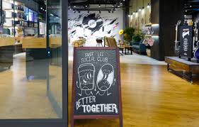 Guitars, keyboards, drums, vinyl records and more. Azri Lee Swee Seng Co Azri Lee Swee Seng Co Contact Us Unit 210 Level 2 Block A Pusat Dagangan Phileo Damansara 2 Jalan 16 11 Off Jalan