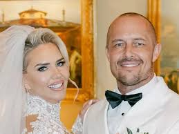 Conor McGregor's sister Erin shows off wedding photos and €100,000 dress