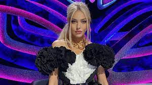 Оля полякова — ночная жрица (single 2019). Olya Polyakova Ozadachila Fanatov Svoej Vneshnostyu