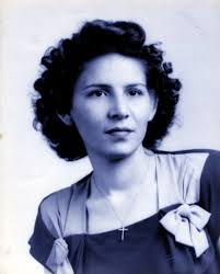 Esperanza Gil Obituary