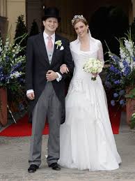 In bad salzuflen, im haus königin luise. Prinz Georg Friedrich Von Preussen Der Preussen Chef Konigliche Hochzeitskleider Royale Hochzeiten Prinzessin Hochzeit