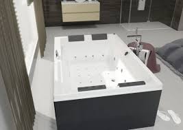 Baignoire balnéo d'angle 2 places. Baignoire Balneo 2 Places Riho Olivia 1200x470x1800mm Appui Tete