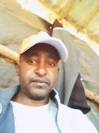 What does it mean to dream about sharing food and receiving a piece of  paper?