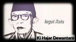 Selain itu bisa juga kalian berikan kata kata hari ibu ini kepada ibu kalian sebagai wujud terimakasih kalian kepadanya. Video Status Selamat Memperingati Hari Pendidikan Nasional 2020 Hardiknas Status Wa Video Keren Youtube