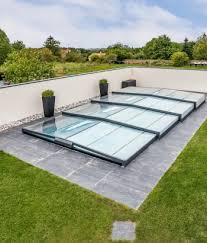 L'ouverture motorisée demande plus d'investissement, mais vous garantit plus de sécurité à l'intrusion. Prix Abri De Piscine En Aluminium Devis Gratuit Gustave Rideau