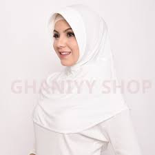 Jun 21, 2021 · bisnis kerudung dan hanger kayu rissa baru berjalan satu tahun, namun followers di instagram telah mencapai lebih dari 8.000 orang. 30 Ide Kerudung Anak Sekolah Jaman Sekarang Kerudung Anak Sekolah