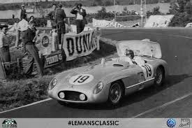 Moveable Wings Mercedes 300 Slr 1955 Mercedes Who Feared The Effectiveness Of Disc Brakes On The Jagua Racing Photos Classic Mercedes Mercedes Benz Classic