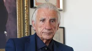 Borrás y Alvariño pugnan por salvar al Círculo de Empresarios