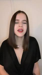 Ça vous rappelle des souvenirs ? J’avais tellement adoré reprendre ce titre  en 2015 ✨