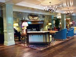The Vermont Inn That Brings You Into Quintessential New England New England New England Travel Kid Friendly Restaurants