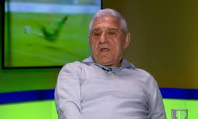 Becali își acuză jucătorii că se destrăbălează în loc să joace fotbal. Giovanni Becali PleacÄƒ Nervos Dintr O Emisiune Tv De Mare Succes