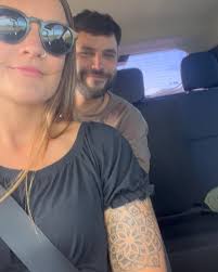 6 meses lejos del mar , 2 meses en Chaco, Argentina, con la Combi rota… me  robaron en el medio, luego me empantané… todo parecía una peli de terror.  Quería ir al encuentro con la energía sanadora del ...