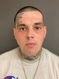 Darren Pelland's Instagram, Twitter & Facebook