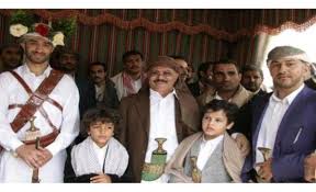 سورة يس بصوت صلاح البدير. ÙˆØµÙˆÙ„ Ø§Ø«Ù†ÙŠÙ† Ù…Ù† Ø§Ø¨Ù†Ø§Ø¡ Ø¹Ù„ÙŠ Ø¹Ø¨Ø¯Ø§Ù„Ù„Ù‡ ØµØ§Ù„Ø­ Ø§Ù„Ù‰ Ø§Ù„Ø§Ø±Ø¯Ù† Ø¨Ø¹Ø¯ Ø§Ø·Ù„Ø§Ù‚ Ø§Ù„Ø­ÙˆØ«ÙŠÙŠÙ† Ø³Ø±Ø§Ø­Ù‡Ù…Ø§ Ø§Ù„Ø¨ÙˆØ§Ø¨Ø©