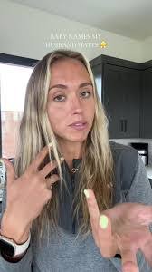 Leila Monroe's Instagram, Twitter & Facebook