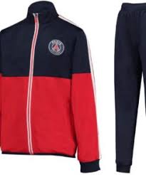 Lacking a big passionate fanbase, the club began offering cheaper season tickets to young supporters in 1976. Psg Trainingsanzug 2021 Gunstig Kaufen Top Paris Deals