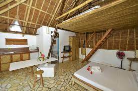 Its design evolved throughout the ages but maintained its nipa hut architectural roots. Ralph S Place Wotif Com Amakan House Hut Design Bahay Kubo Design