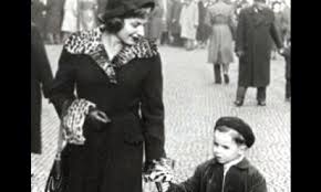 Roger Eglin, Roger De Vere and Heda Kovaly