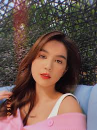 MV Ta Yêu Nhau Đi của Ngọc Trinh bị chê điệu, giọng mỏng?