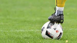 Latest news, fixtures & results, tables, teams, top scorer. Neuer Bundesliga Ball 2019 20 So Sieht Das Nachfolger Modell Von Derbystar Aus Sportbuzzer De