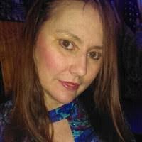 Christina Grinnell's Instagram, Twitter & Facebook