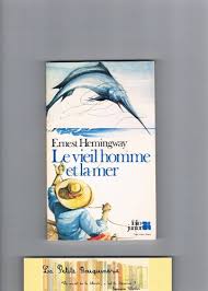 Here hemingway recasts, in strikingly contemporary style, the classic theme of courage in the face of defeat, of personal triumph won from loss. Le Vieil Homme Et La Mer Par Hemingway Ernest Bon Couverture Souple 2001 Librairie The A La Page