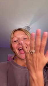 IM GRADUATINGG WHATTTTT