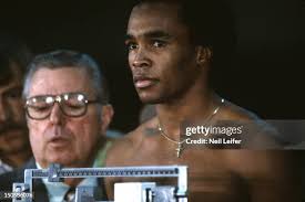 744点のLeonard Neilの写真と高解像度写真