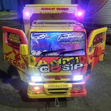 Cara membuat miniatur truk dari kardus dan triplek 16 03 2019 membuat miniatur truk bagi kalian yang senang berkreasi dan membuat gambar mobil truk dari kardus modifikasi mobil. Miniatur Truk Wonosobo Posts Facebook