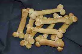 Gabriele und ihre tochter feiern kindergeburtstag und möchten kuchen essen gehen. Kindergeburtstag Essen Piratenknochen Selber Machen Partyleihkiste De