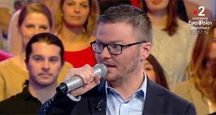 Nous n'hésiterons pas à « bannir » celles et ceux dont les propos sont déplacés. N Oubliez Pas Les Paroles Classement Kevin Renaud Herve Qui Sont Les Plus Grands Maestros Toutelatele