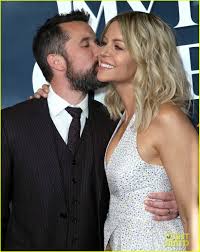 Check spelling or type a new query. Rob Mcelhenney Is Supported By Kaitlin Olson Charlie Day At Mythic Quest Premiere Photo 4425953 Ashly Burch Charlie Day Charlotte Nicdao David Hornsby Emily Deschanel F Murray Abraham Imani Hakim