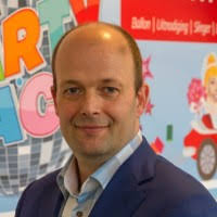 100+ "Mark Boer" profiles