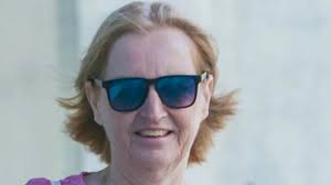 Key issue 'peculiar' blender case hangs on