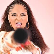 Marie Lotto's Instagram, Twitter & Facebook