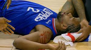 According to the athletic's shams charania, the clippers believe leonard suffered an acl injury in game 4 against. Nba Kawhi Leonard Injured By Elbow From Serge Ibaka La Clippers Defeat Denver Nuggets