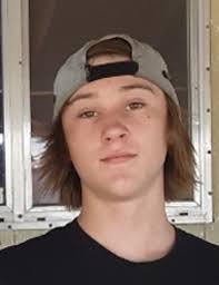 Travis Parish's Instagram, Twitter & Facebook