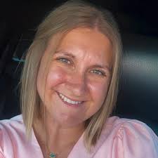 Anne-Marie Giles We love you Ree❤️