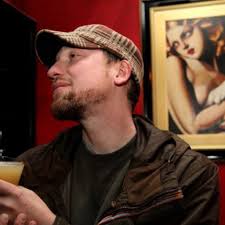 Taking a Knee with 303: Aaron Schatz