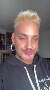 Rene Vera's Instagram, Twitter & Facebook