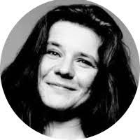 Lydia Staples's Instagram, Twitter & Facebook