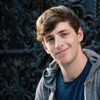 Hire Alex Edelman for a Corporate Event or Performance Booking.